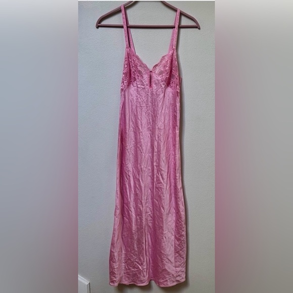 Valentino Other - Valentino Pink and White Lace Slip Dress